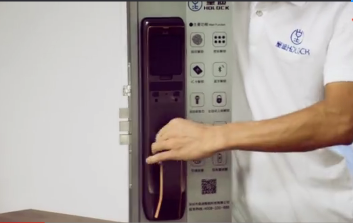 全自動(dòng)智能鎖安裝時(shí)鎖芯長短如何控制_皇迪